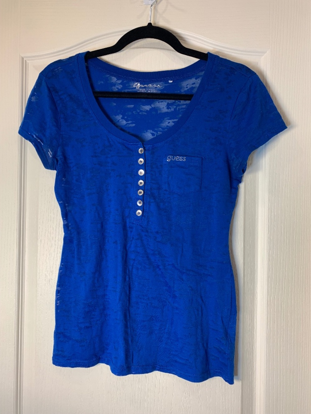 GUESS Y2K Cobalt Blue Sheer Burnout Henley Tee Silver Logo Women’s M Lightweight